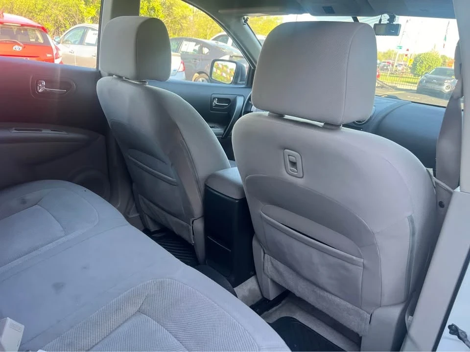 2013 Nissan Rogue - Image 11 of 11