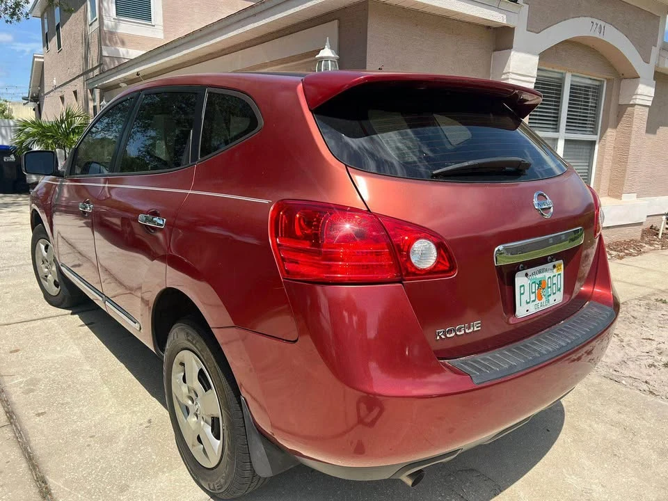 2013 Nissan Rogue - Image 18 of 20