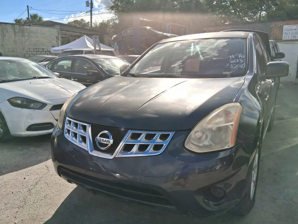 2013 Nissan Rogue - Image 5 of 10