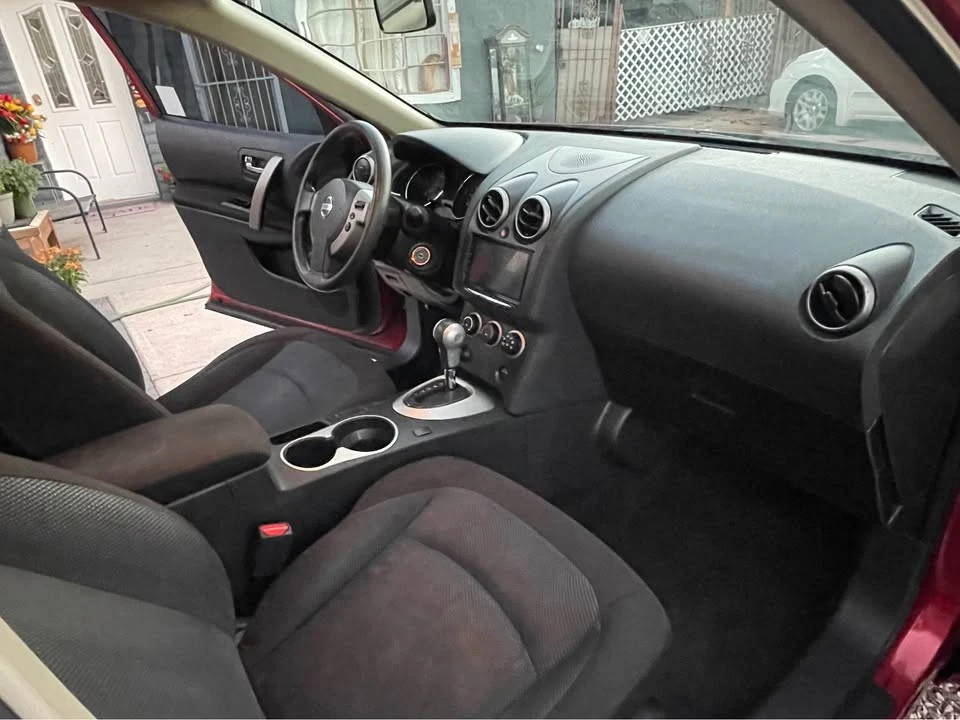 2013 Nissan Rogue - Image 5 of 12