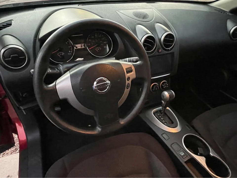 2013 Nissan Rogue - Image 6 of 12