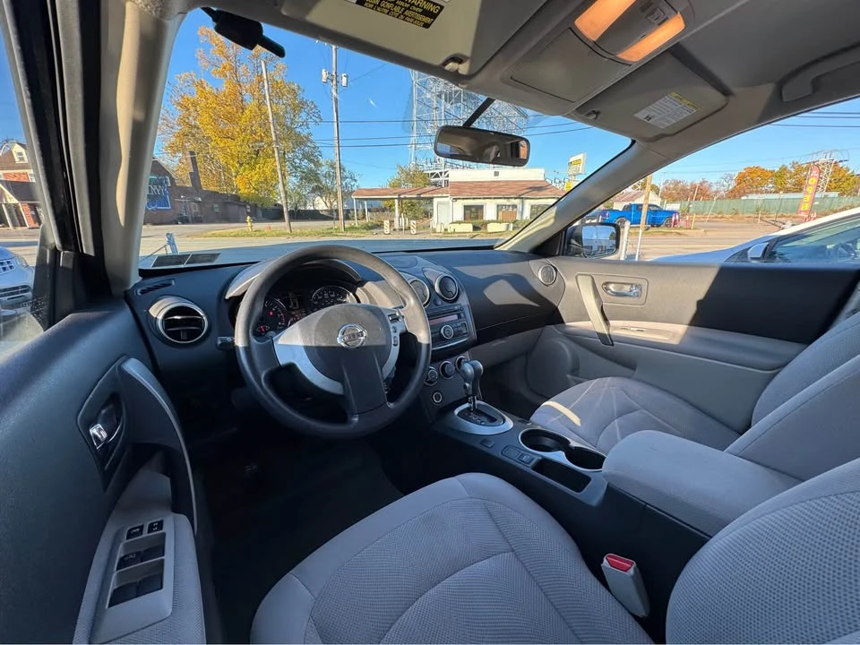 2013 Nissan Rogue - Image 15 of 20