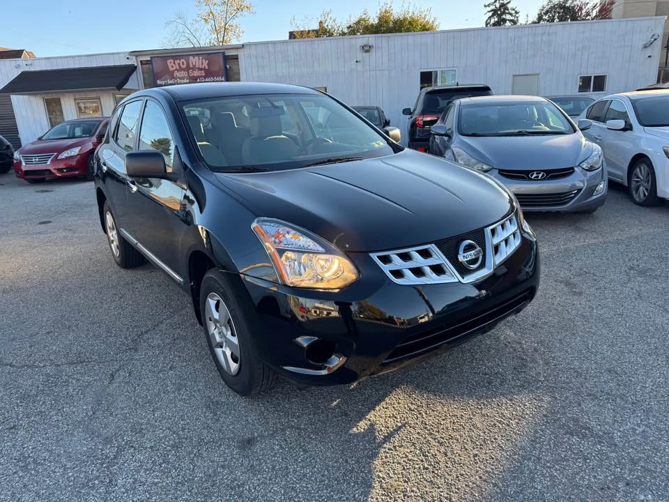 2013 Nissan Rogue - Image 2 of 20