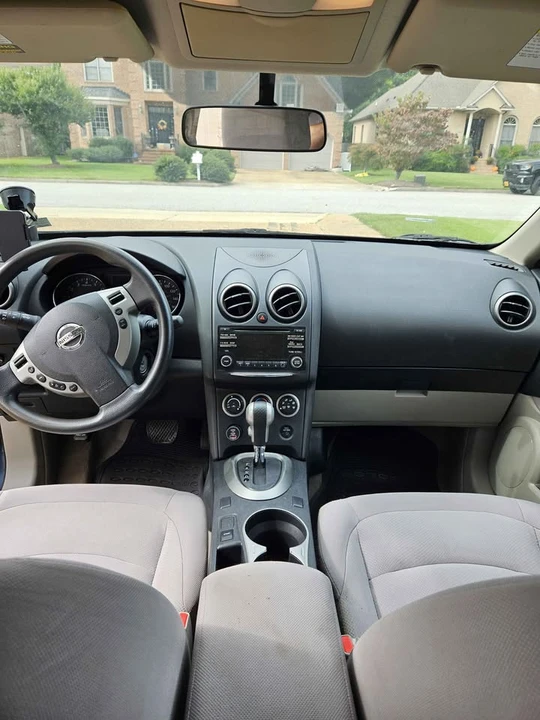 2013 Nissan Rogue - Image 6 of 6