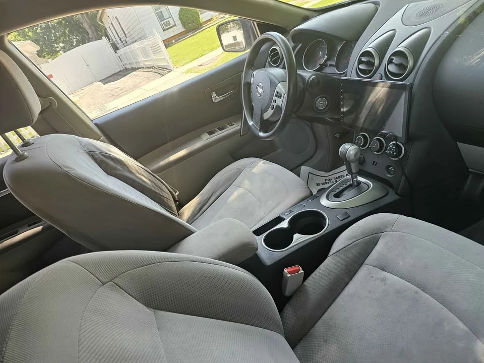 2013 Nissan Rogue - Image 5 of 8