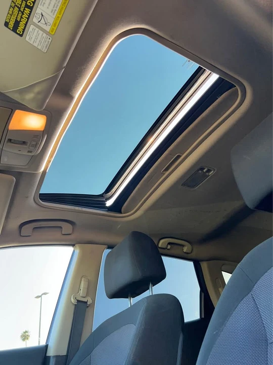 2013 Nissan Rogue - Image 15 of 18