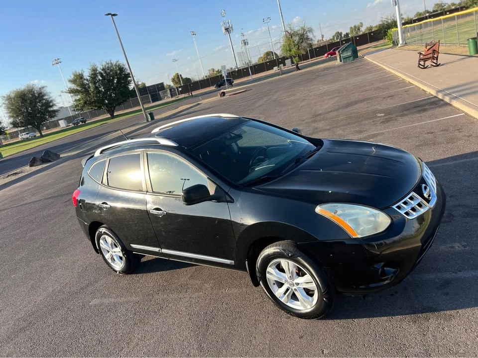 2013 Nissan Rogue - Image 9 of 18
