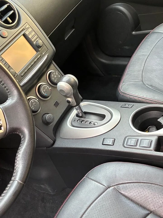 2013 Nissan Rogue - Image 4 of 11