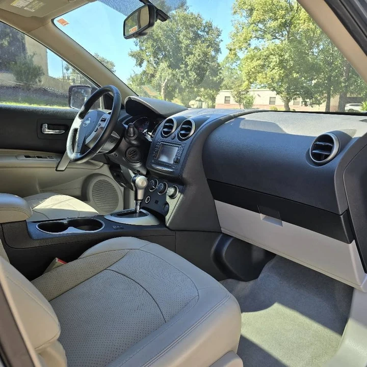 2013 Nissan Rogue - Image 12 of 14
