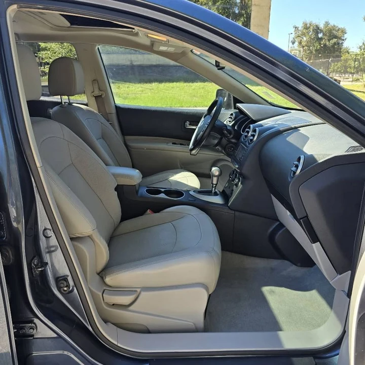 2013 Nissan Rogue - Image 7 of 14