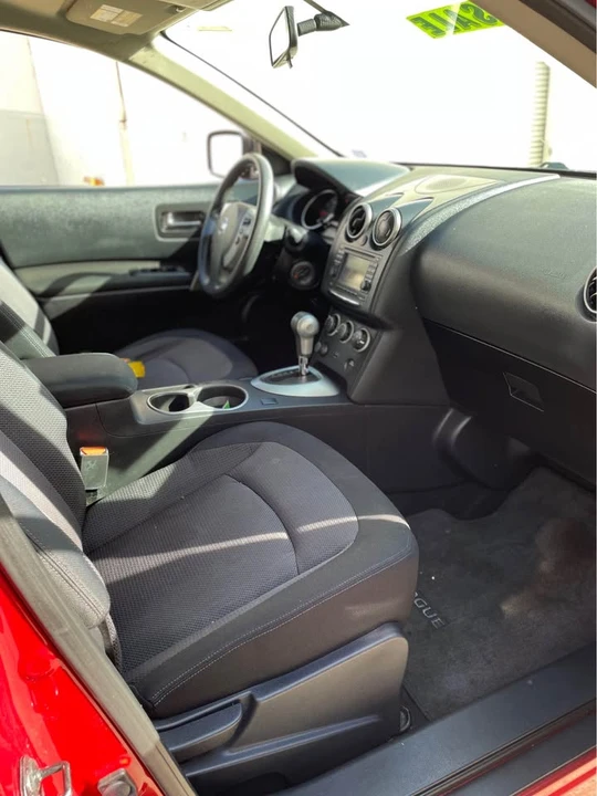 2013 Nissan Rogue - Image 11 of 13