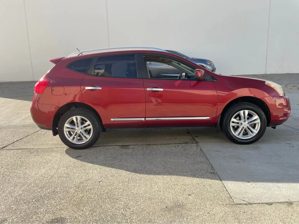 2013 Nissan Rogue - Image 4 of 13