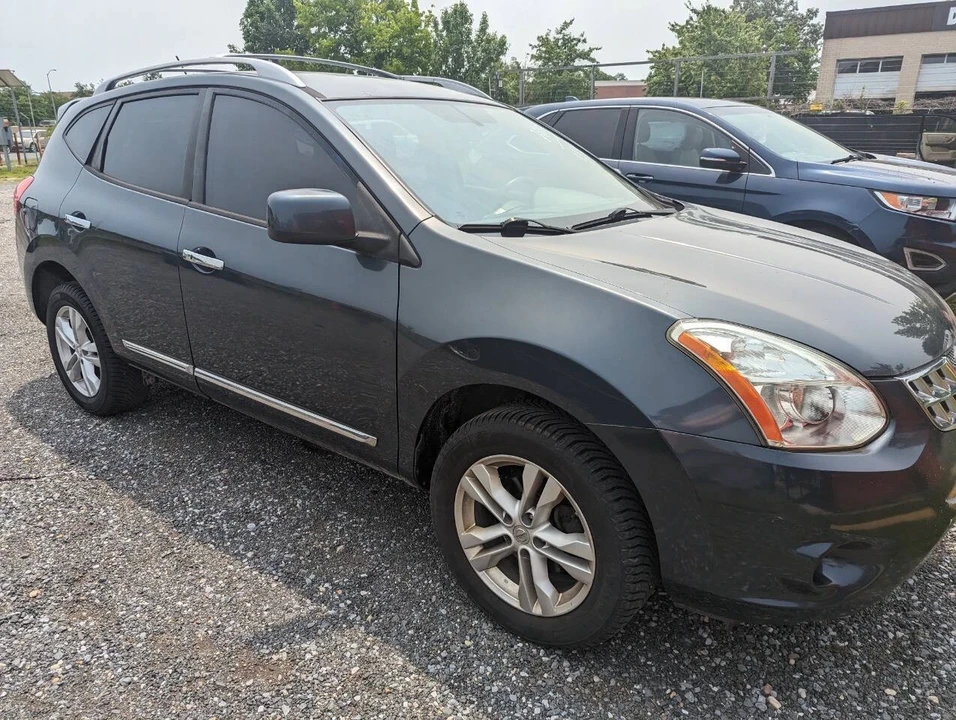 2013 Nissan Rogue - Image 2 of 21