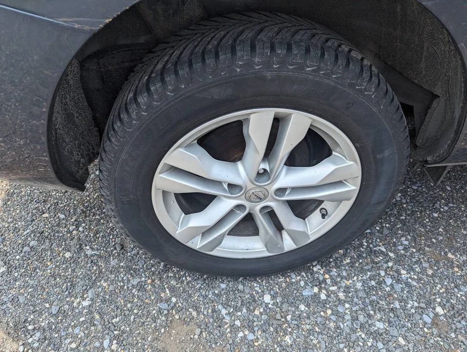 2013 Nissan Rogue - Image 10 of 21