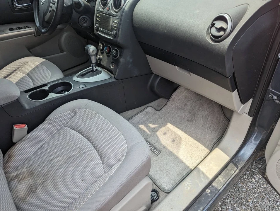 2013 Nissan Rogue - Image 15 of 21