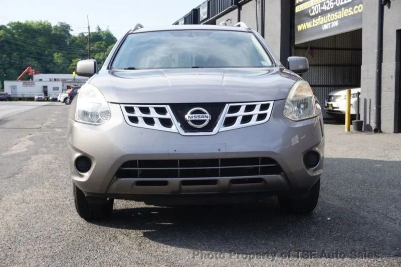 2013 Nissan Rogue - Image 2 of 12