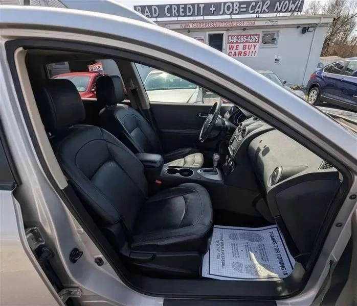 2013 Nissan Rogue - Image 11 of 12