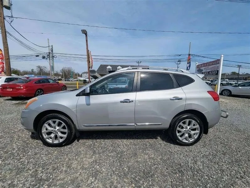 2013 Nissan Rogue - Image 4 of 12