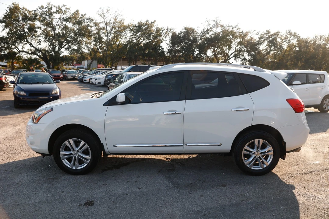 2013 Nissan Rogue - Image 3 of 12