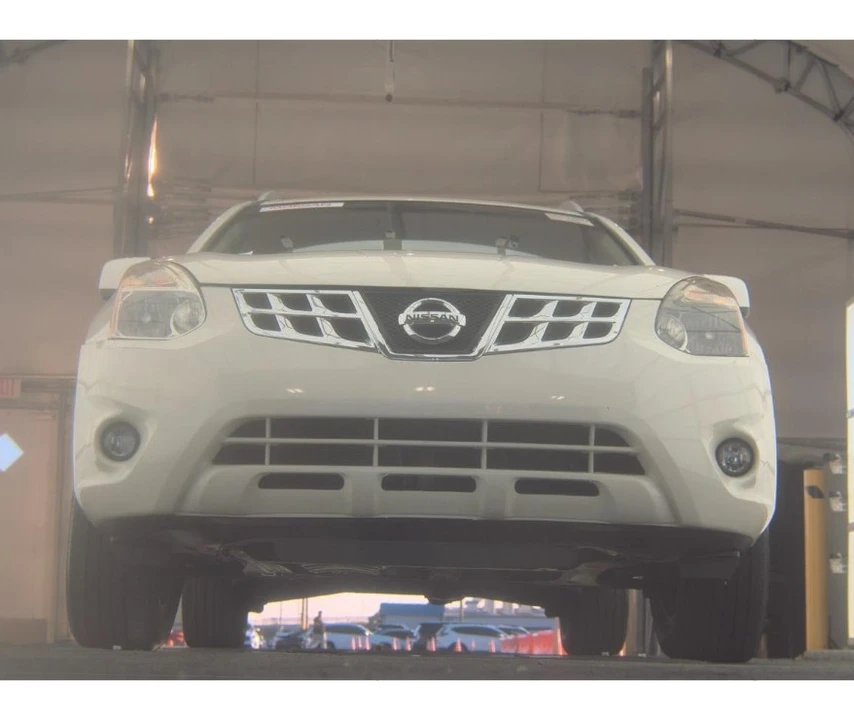 2013 Nissan Rogue - Image 3 of 12