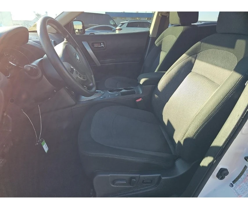 2013 Nissan Rogue - Image 9 of 12