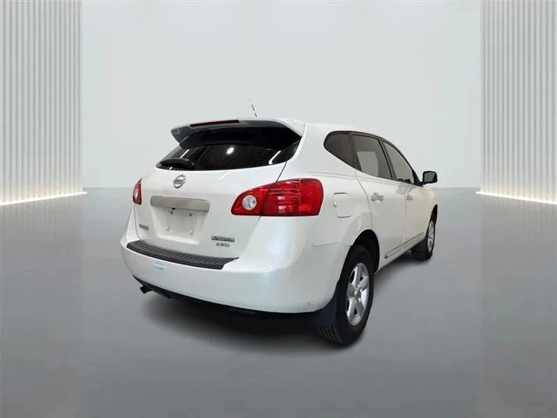 2013 Nissan Rogue - Image 5 of 12