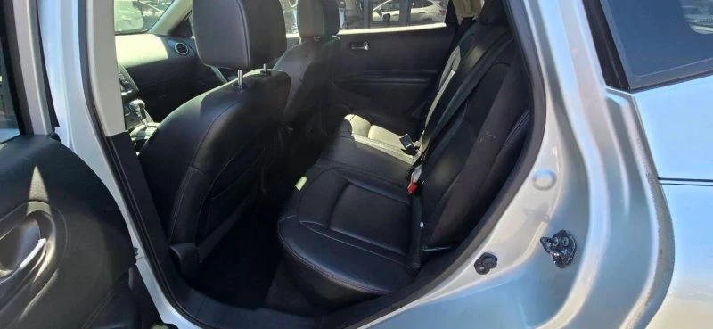 2013 Nissan Rogue - Image 7 of 7