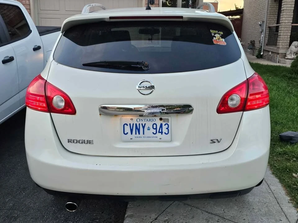 2013 Nissan Rogue - Image 2 of 10