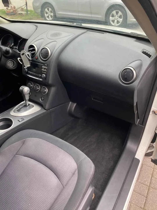2013 Nissan Rogue - Image 9 of 10