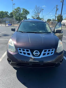 2013 Nissan Rogue SV Sport Utility 4D
