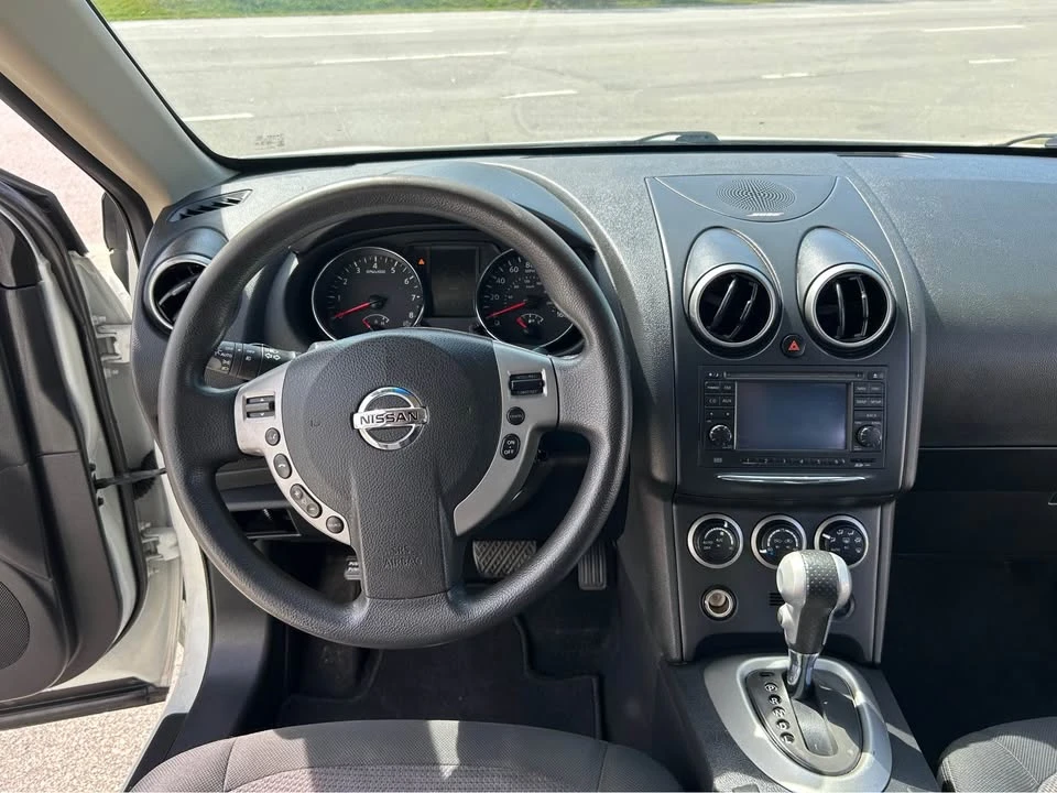 2013 Nissan Rogue - Image 8 of 9