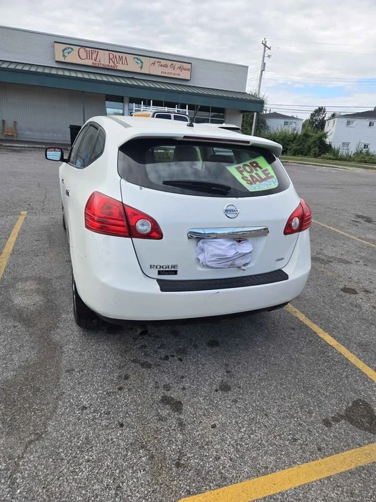 2013 Nissan Rogue - Image 2 of 10