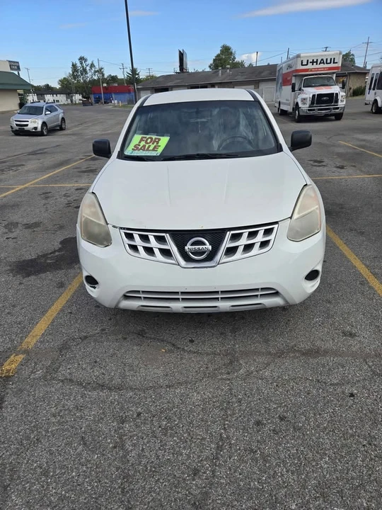 2013 Nissan Rogue - Image 5 of 10
