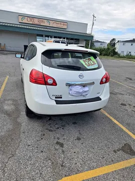 2013 Nissan Rogue SV Sport Utility 4D