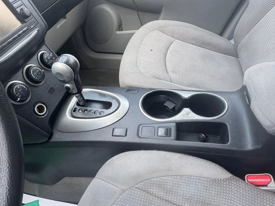2013 Nissan Rogue - Image 11 of 13