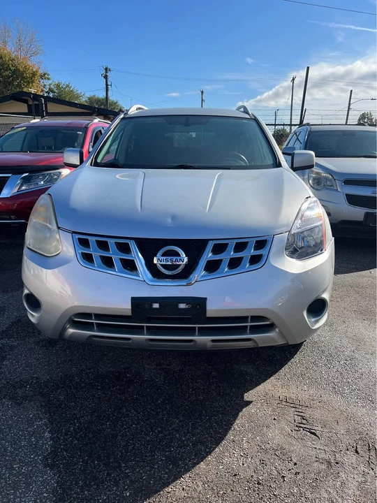 2013 Nissan Rogue - Image 6 of 8