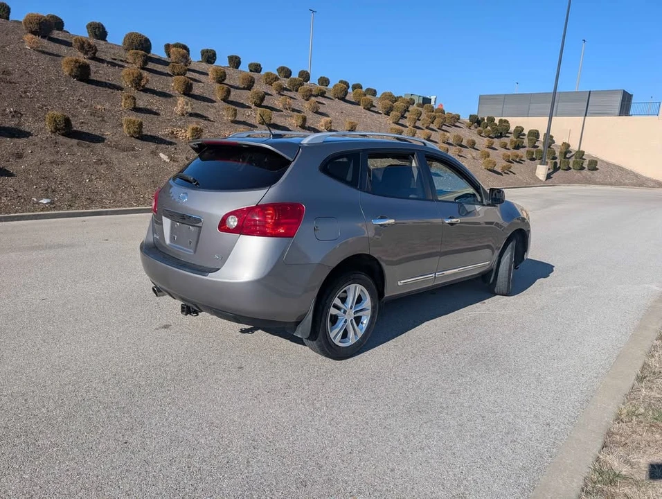 2013 Nissan Rogue - Image 3 of 16