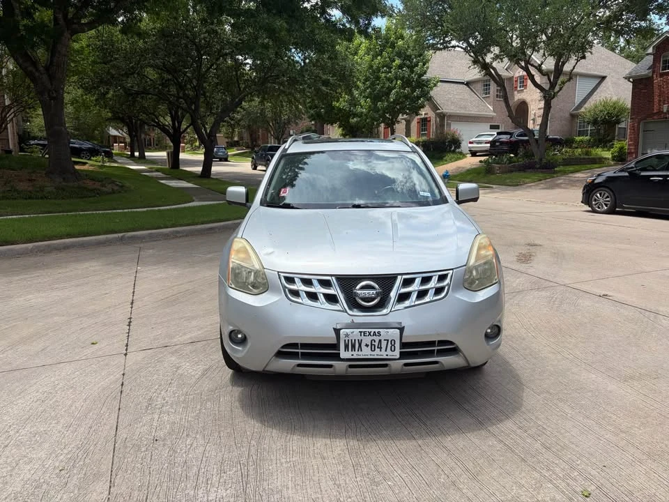 2013 Nissan Rogue - Image 4 of 12