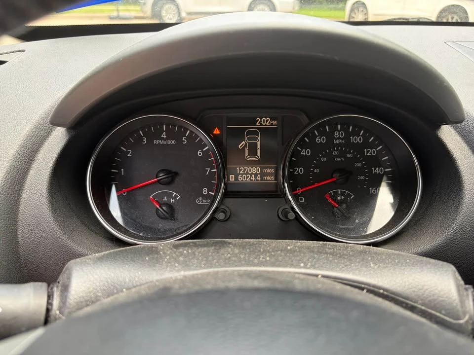 2013 Nissan Rogue - Image 8 of 12
