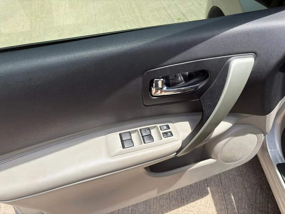 2013 Nissan Rogue - Image 12 of 12