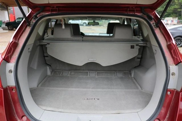 2013 Nissan Rogue - Image 10 of 12