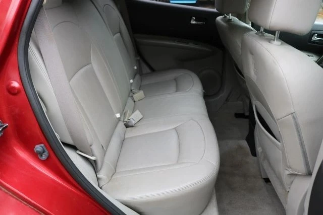 2013 Nissan Rogue - Image 9 of 12