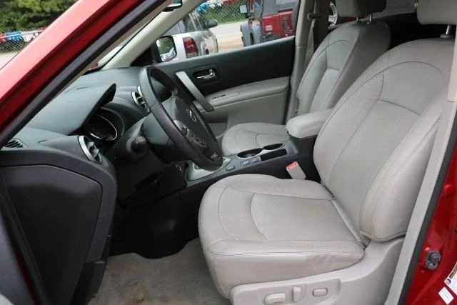 2013 Nissan Rogue - Image 7 of 12