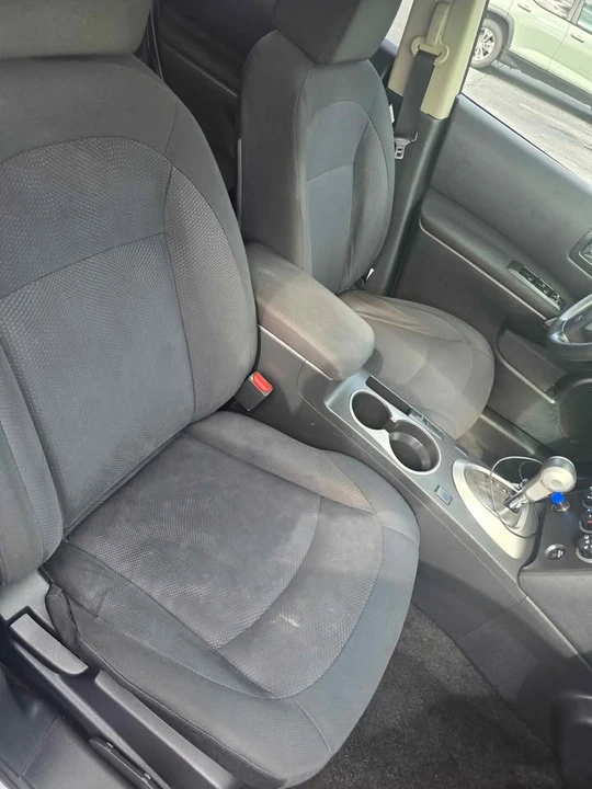 2013 Nissan Rogue - Image 9 of 11