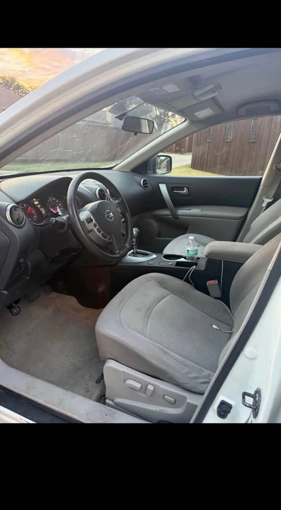 2013 Nissan Rogue - Image 7 of 12