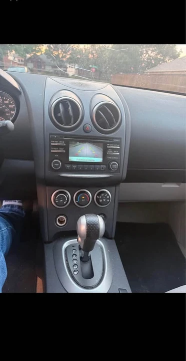 2013 Nissan Rogue - Image 11 of 12