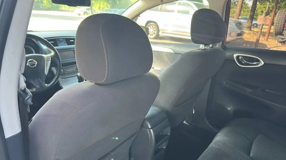 2013 Nissan Sentra 7th Gen - Image 9 of 20