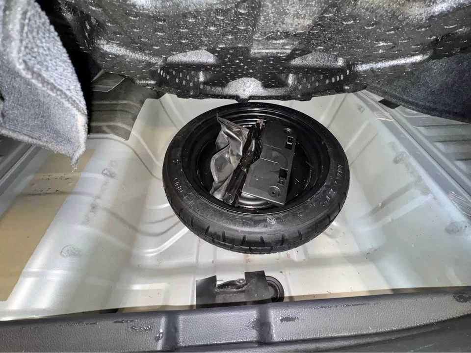 2013 Nissan Sentra 7th Gen - Image 16 of 20