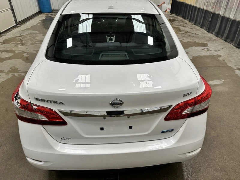 2013 Nissan Sentra 7th Gen - Image 15 of 25