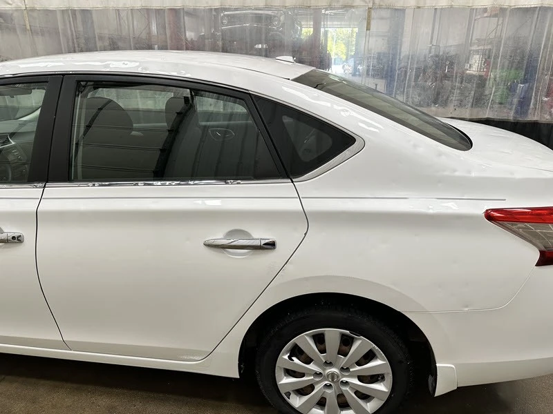 2013 Nissan Sentra 7th Gen - Image 14 of 25